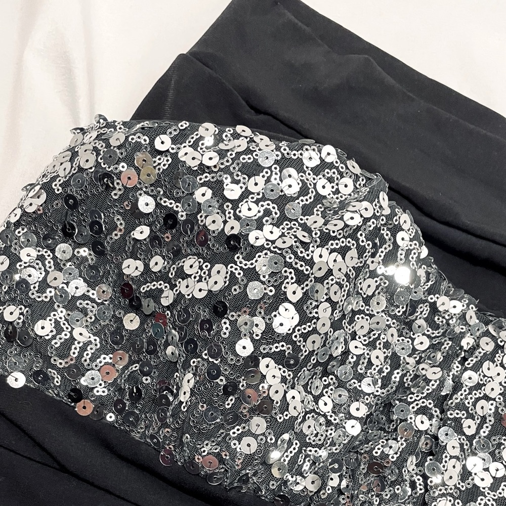 Sparkly Strapless Dress - Picture 5 of 6